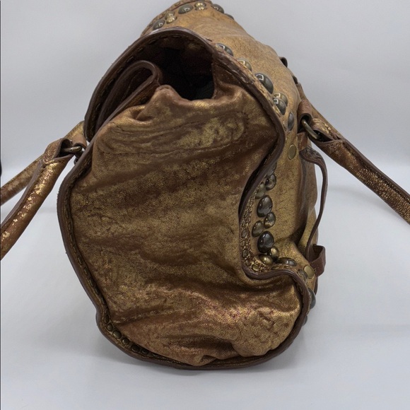Like New Tre Vero XL Purse Bronze Gold Distressed Shimmer Studded Leather Bag - Picture 5 of 13